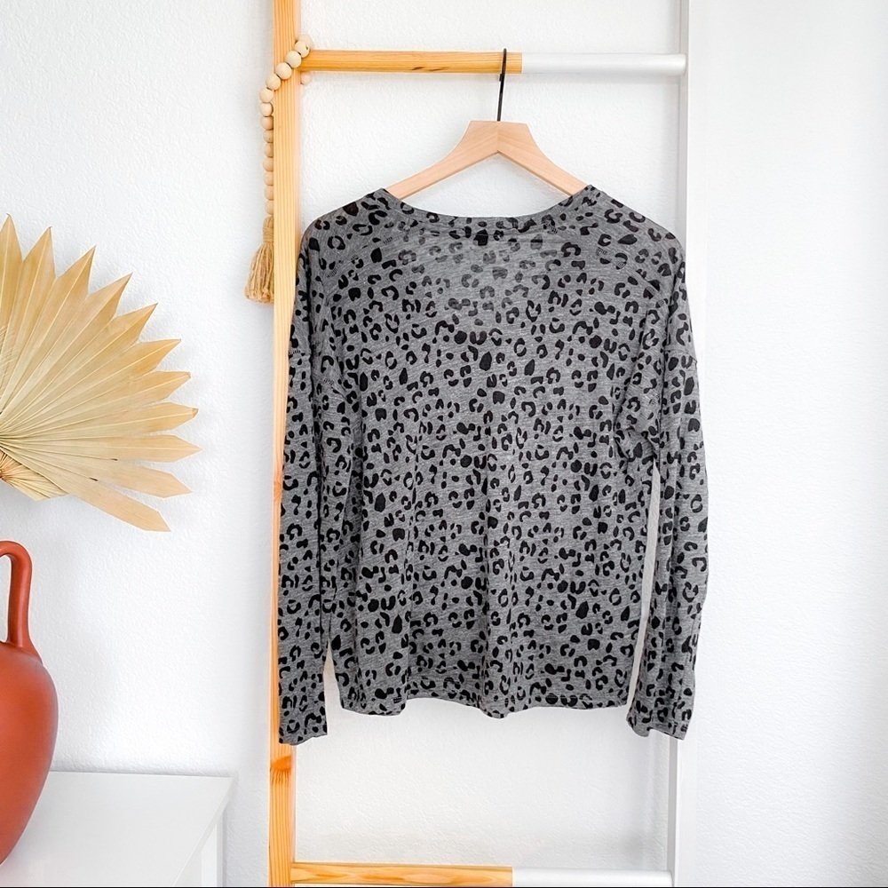 Rails Linen Long Sleeve Top Shirt Gray Sami Charcoal Leopard V-neck Sweater - Picture 3 of 12
